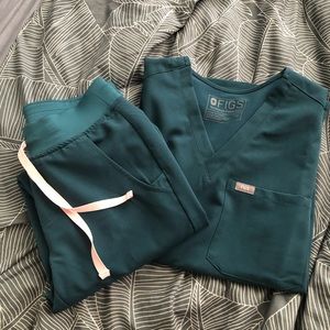 FIGS scrub set LIMITED edition CARIBBEAN BLUE